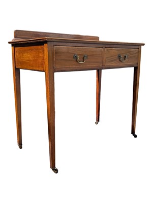 Lot 713 - EDWARDIAN MAHOGANY LINE INLAID WRITING TABLE DESK