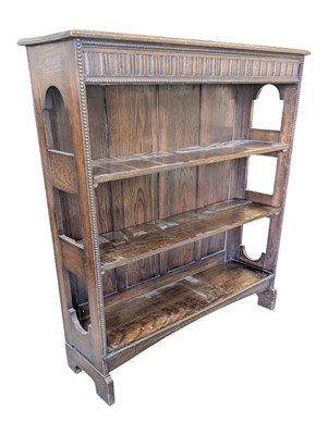 Lot 702 - EARLY 20TH CENTURY OAK JACOBEAN REVIVAL BOOKCASE