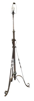 Lot 519 - EDWARDIAN EARLY 20TH CENTURY WROUGHT IRON ADJUSTABLE STANDARD FLOOR LAMP