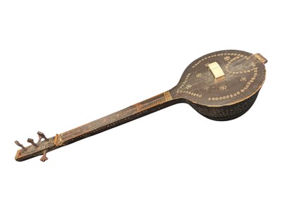 Lot 425 - 19TH CENTURY INDIAN RAJASTHAN LUTE (TANDURA) STRINGED INSTRUMENT