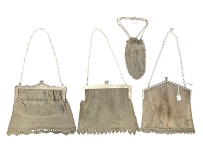 Lot 469 - FOUR EARLY 20TH CENTURY VINTAGE LADIES' MESH CHAINMAIL BAGS / PURSES