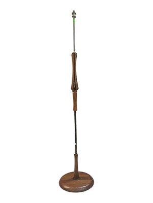 Lot 658 - DANISH INSPIRED MID CENTURY TEAK & BRASS FLOOR STANDING LAMP