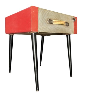 Lot 351 - SCARCE RETRO MID CENTURY 1950S LPS VINYL RECORD CARRY-ON CASE WITH LEGS