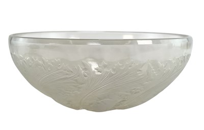 Lot 6 - LALIQUE - OPALESCENT CHICOREE PATTERN GLASS BOWL