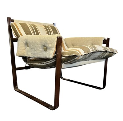Lot 534 - CHASE & SORENSEN - 1970S METAL-FRAMED EASY LOUNGE ARMCHAIR