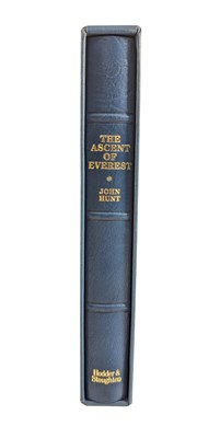 Lot 10 - HUNT, JOHN - 1993 THE ASCENT OF EVEREST, SIGNED, LIMITED EDITION