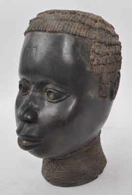 Lot 225 - VINTAGE EARLY 20TH CENTURY BRONZE AFRICAN TRIBAL BUST