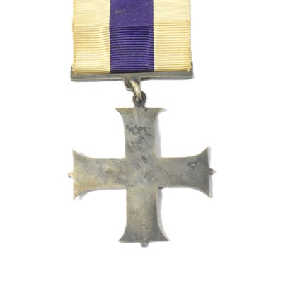 Lot 155 - WWI MILITARY CROSS - ORIGINAL MEDAL WITH RIBBON